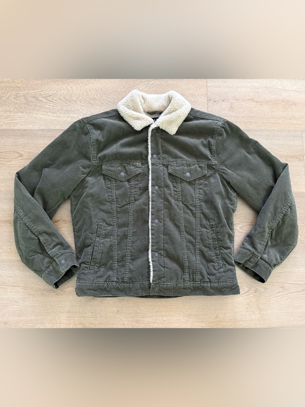 Gap Denim Men’s Sherpa Lined Corduroy Trucker Jacket Medium Olive Green Cotton